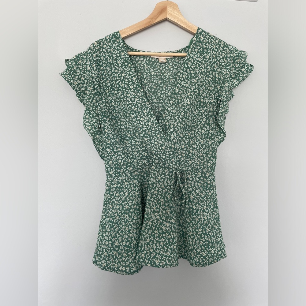 Short Sleeve Green Floral Print Blouse Top ~ Size M